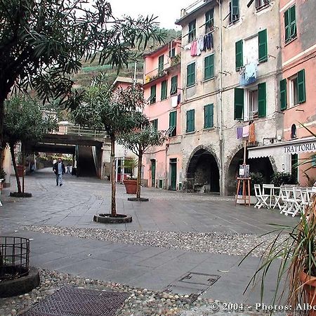 Camere Anna Vernazza Luaran gambar