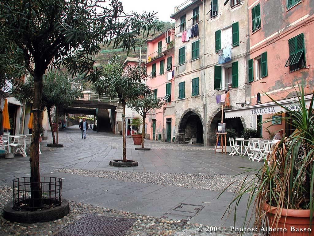 Camere Anna Vernazza Luaran gambar